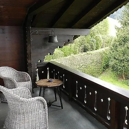 Sleeps 9 Pool Wifi Zweisimmen