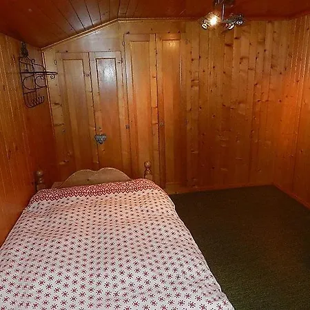 Sleeps 9 Pool Wifi Apartamento Zweisimmen
