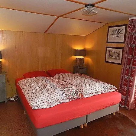Sleeps 9 Pool Wifi